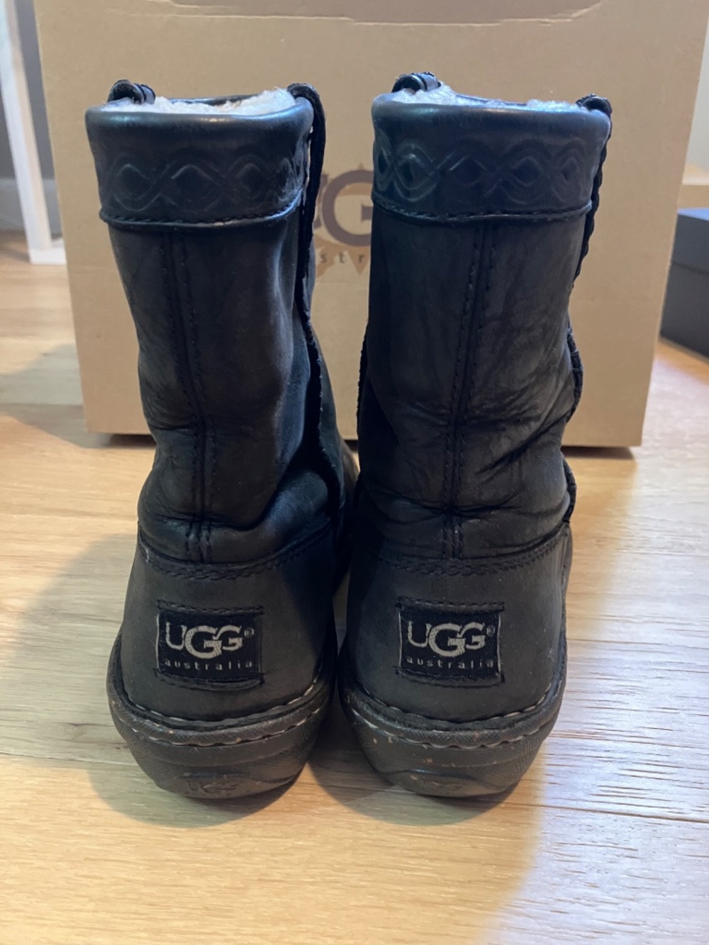 UGG Australia Size 7 Brooks Black Leather Shearling Winter Boots
